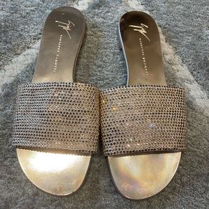 Giuseppe Zanoti Crystal embellished rose gold flat slide sandal